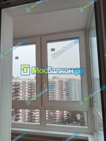 Тёплое остекление балкона REHAU (РЕХАУ)