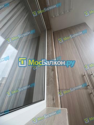 Обшивка балкона ламинатом
